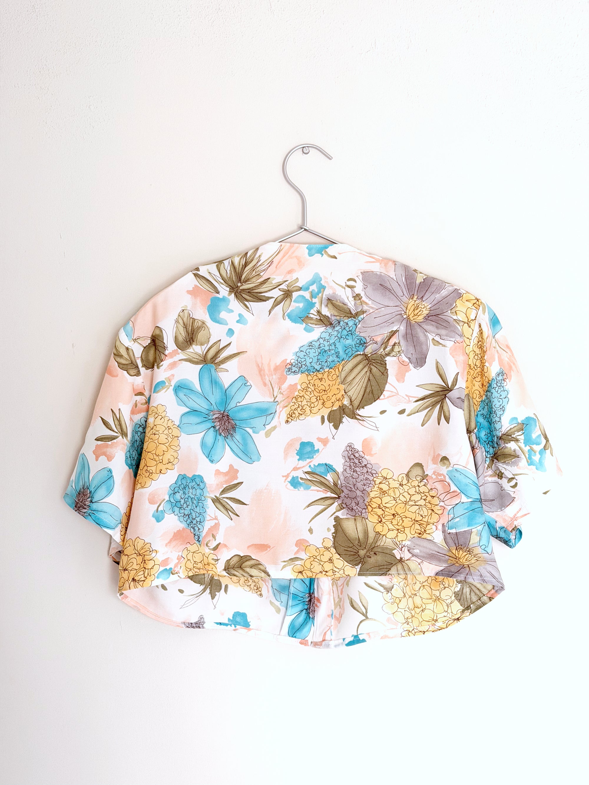 FLOWERS VINTAGE BLOUSE
