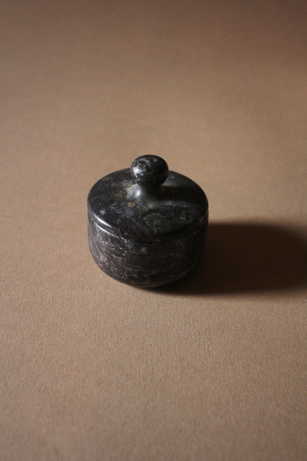 BOX #009 élida c. 